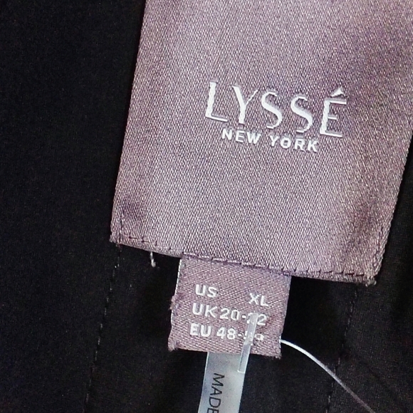 LYSSÉ Elegant Black Women's Top SIZE XL - Picture 5 of 6